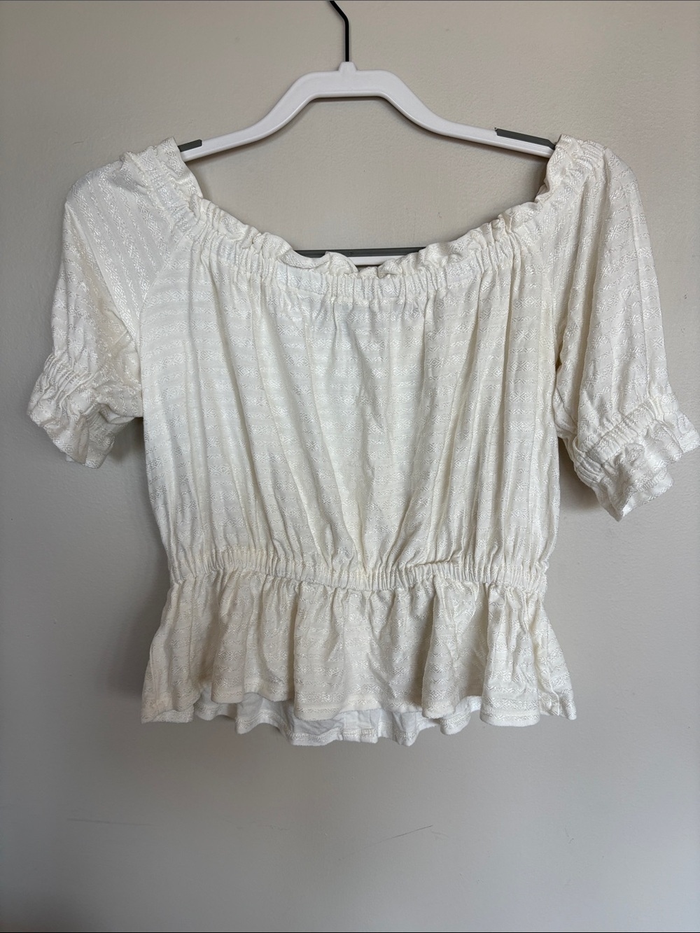Express White Textured Peplum Off Shoulder Puff Sleeve Top Medium - Picture 5 of 7